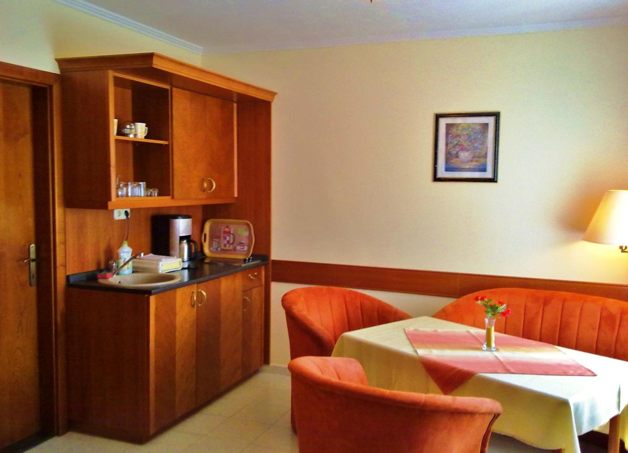Fortuna Villa Heviz Room photo